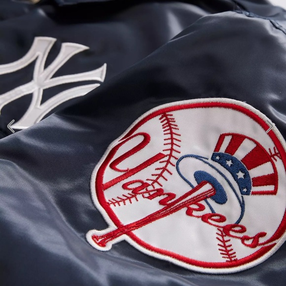 Levi’s x Starter NY Yankees Jacket NWT Size Large - Picture 5 of 16